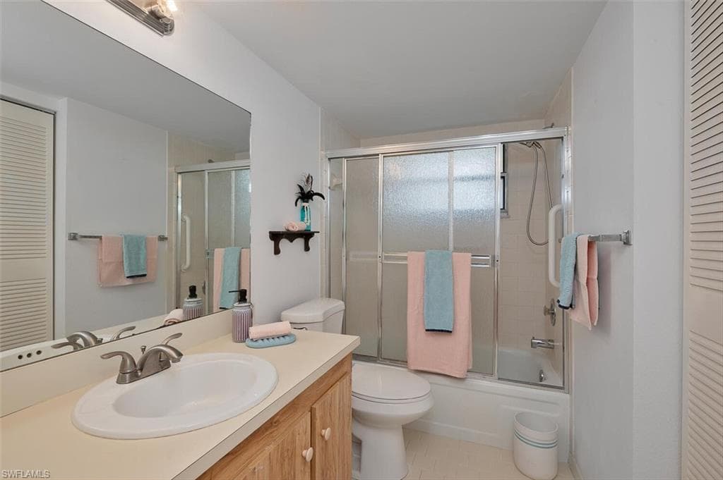 4158 27th Ct SW 102, Naples, FL 34116-7
