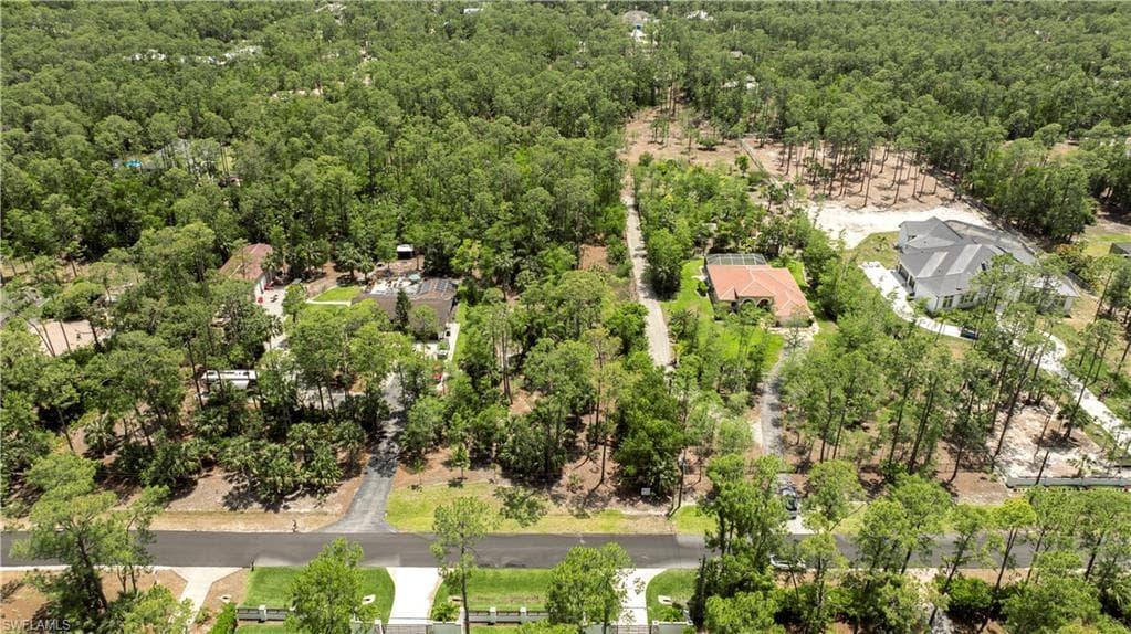 4244 5th Ave NW, Naples, FL 34119-5