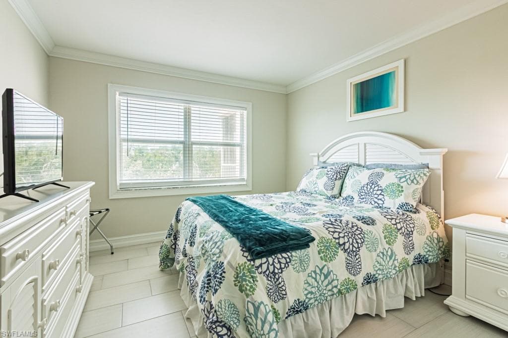 5 Bluebill Ave 303, Naples, FL 34108-20