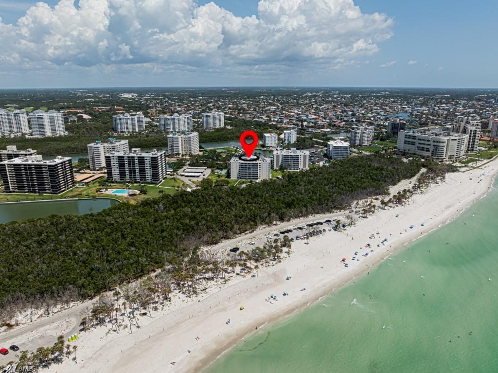 5 Bluebill Ave 303, Naples, FL 34108-34