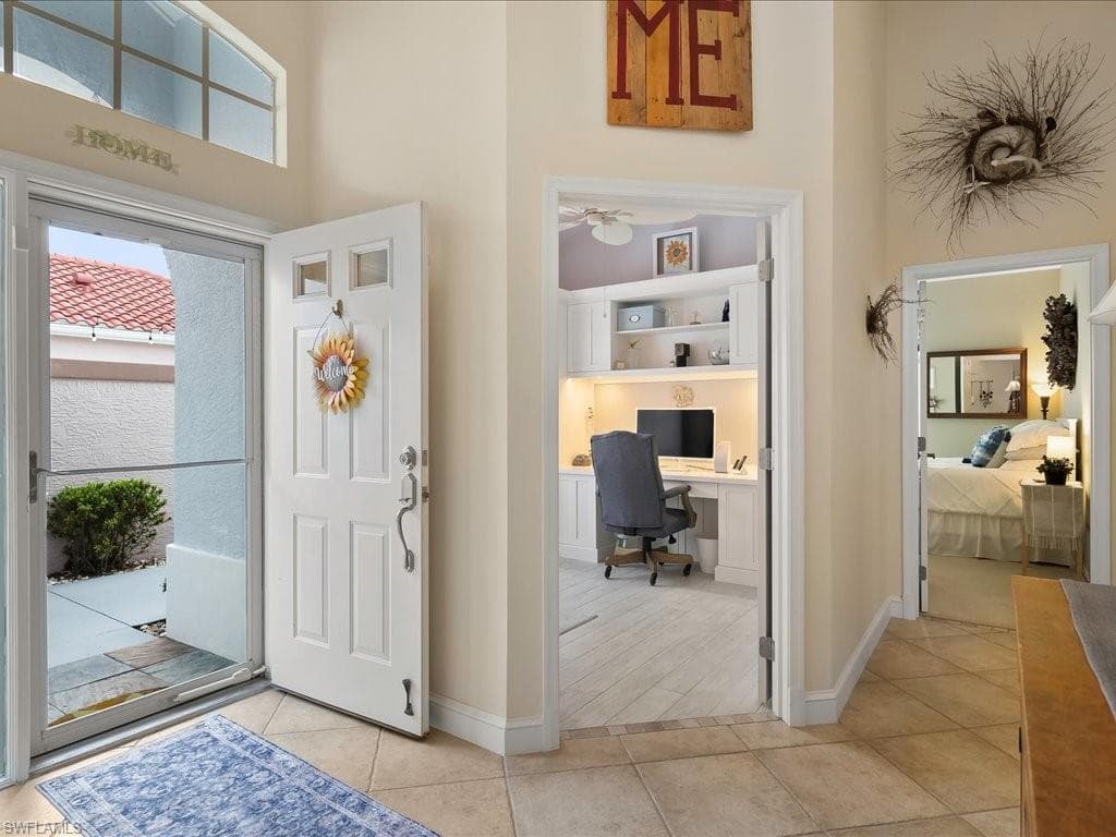 363 Pindo Palm Dr, Naples, FL 34104-19