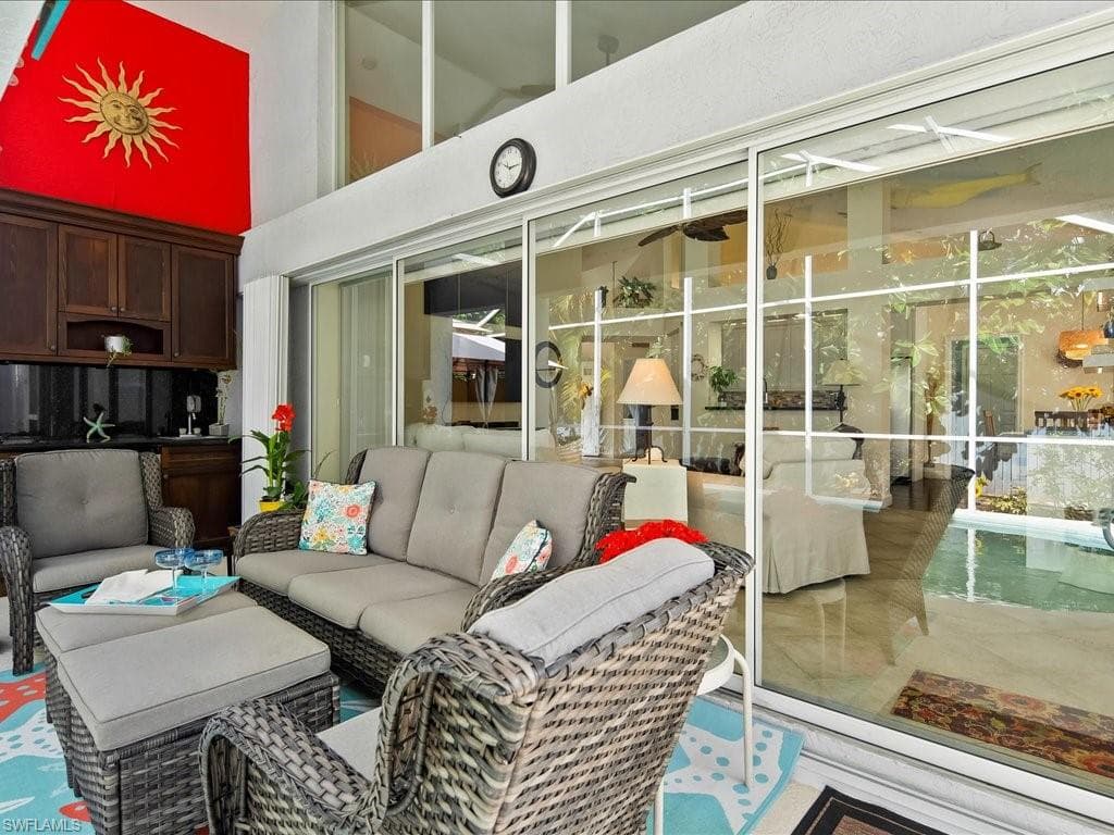 363 Pindo Palm Dr, Naples, FL 34104-6