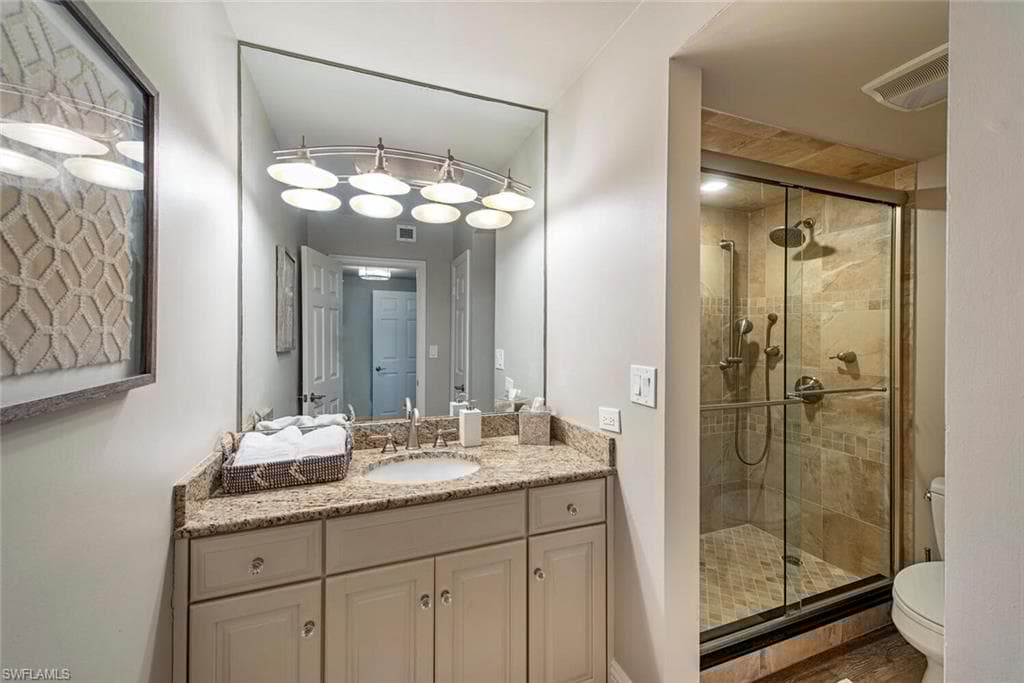 4051 Gulf Shore Blvd N 1003, Naples, FL 34103-15