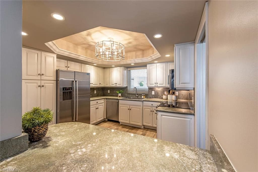 4051 Gulf Shore Blvd N 1003, Naples, FL 34103-5