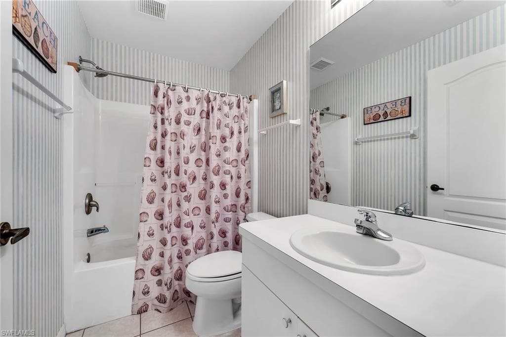 1366 Mainsail Dr 1522, Naples, FL 34114-25