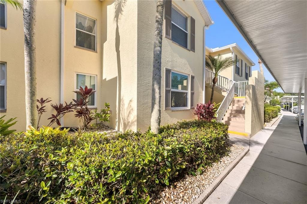 1366 Mainsail Dr 1522, Naples, FL 34114-32