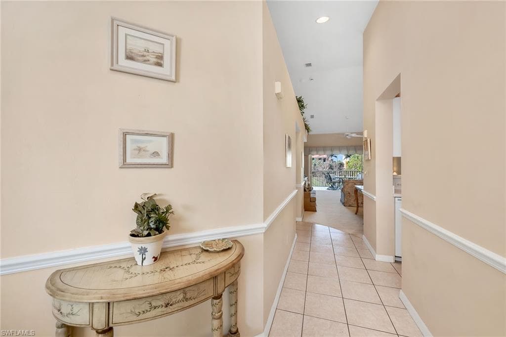 1366 Mainsail Dr 1522, Naples, FL 34114-4