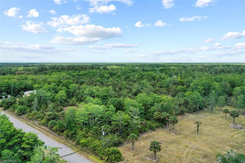 000 37th Ave NE, Naples, FL 34120-17