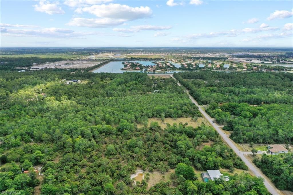 000 37th Ave NE, Naples, FL 34120-24