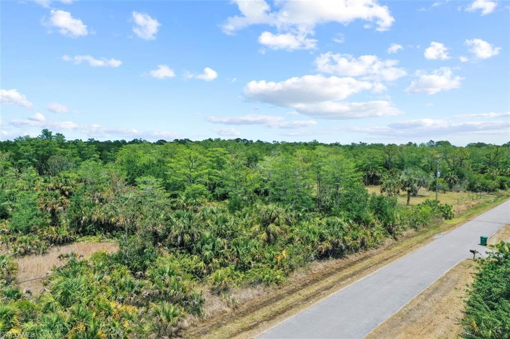 000 37th Ave NE, Naples, FL 34120-33