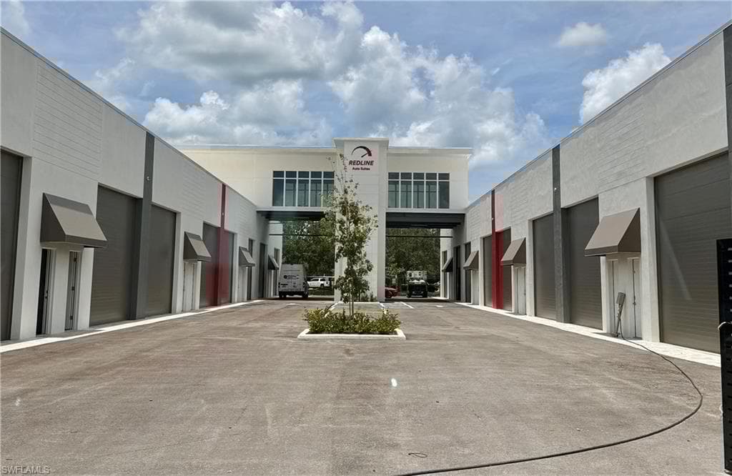 5705 Taylor Rd 1, Naples, FL 34109-2