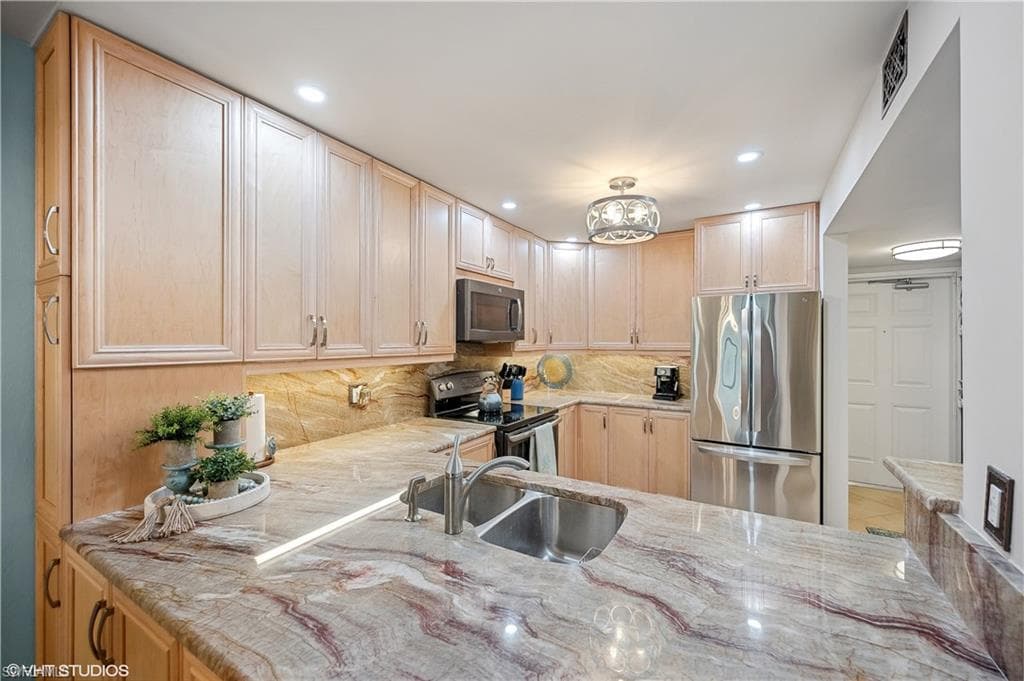 26000 Hickory Blvd 604, Bonita Springs, FL 34134-7