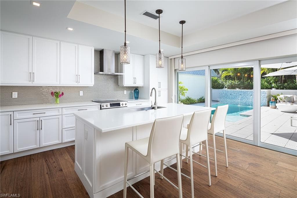4830 West Blvd, Naples, FL 34103-11