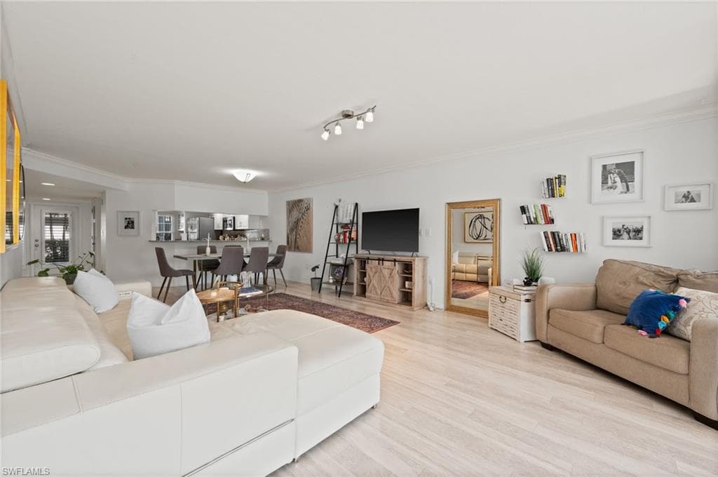 4261 Shetland Ct A102, Naples, FL 34112-13