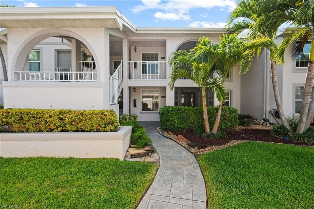4261 Shetland Ct A102, Naples, FL 34112-5