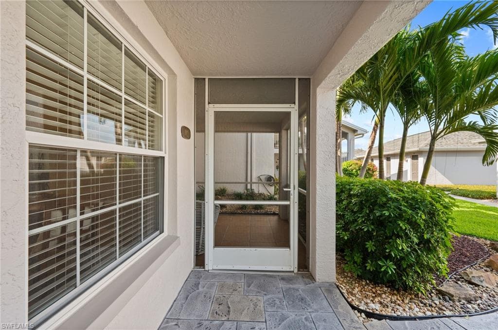 4261 Shetland Ct A102, Naples, FL 34112-7