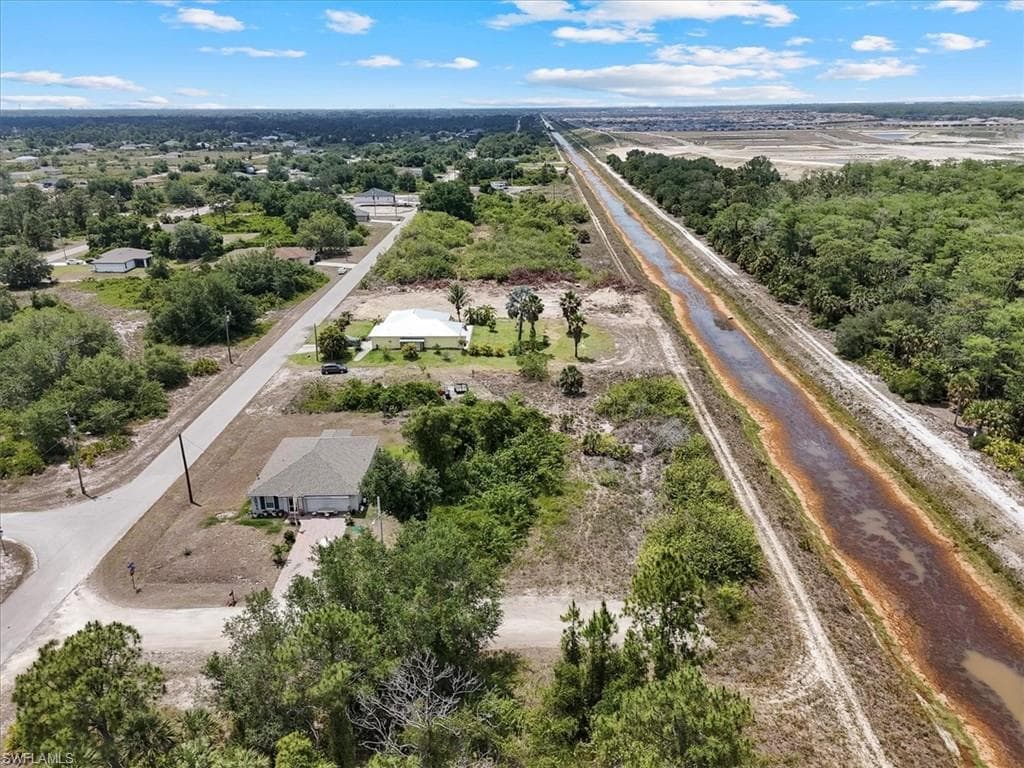 7503 Flora Ave N, Lehigh Acres, FL 33971-4