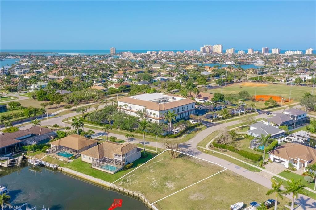 475 Barcelona Ct, Marco Island, FL 34145-12