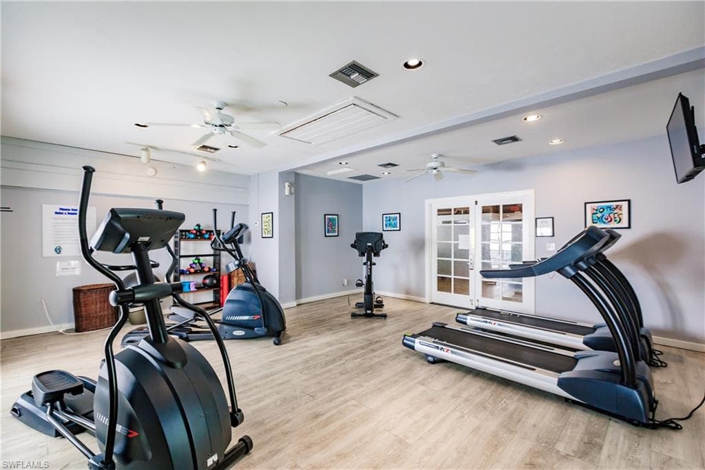 600 Neapolitan Way 228, Naples, FL 34103-33