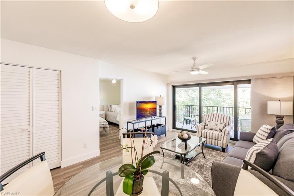 600 Neapolitan Way 228, Naples, FL 34103-6