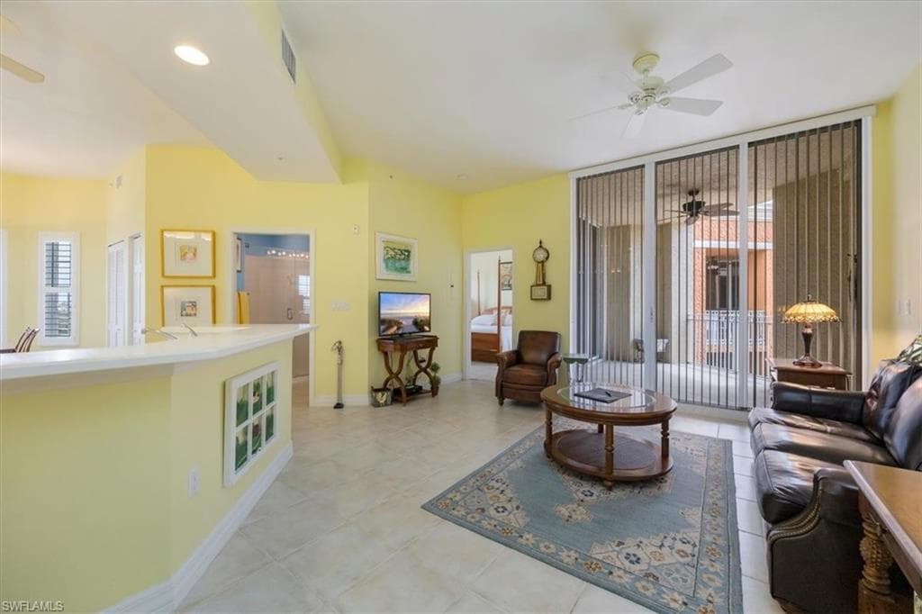 401 Bayfront Pl 3509, Naples, FL 34102-1