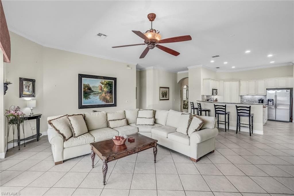 8442 Mallards Way, Naples, FL 34114-8