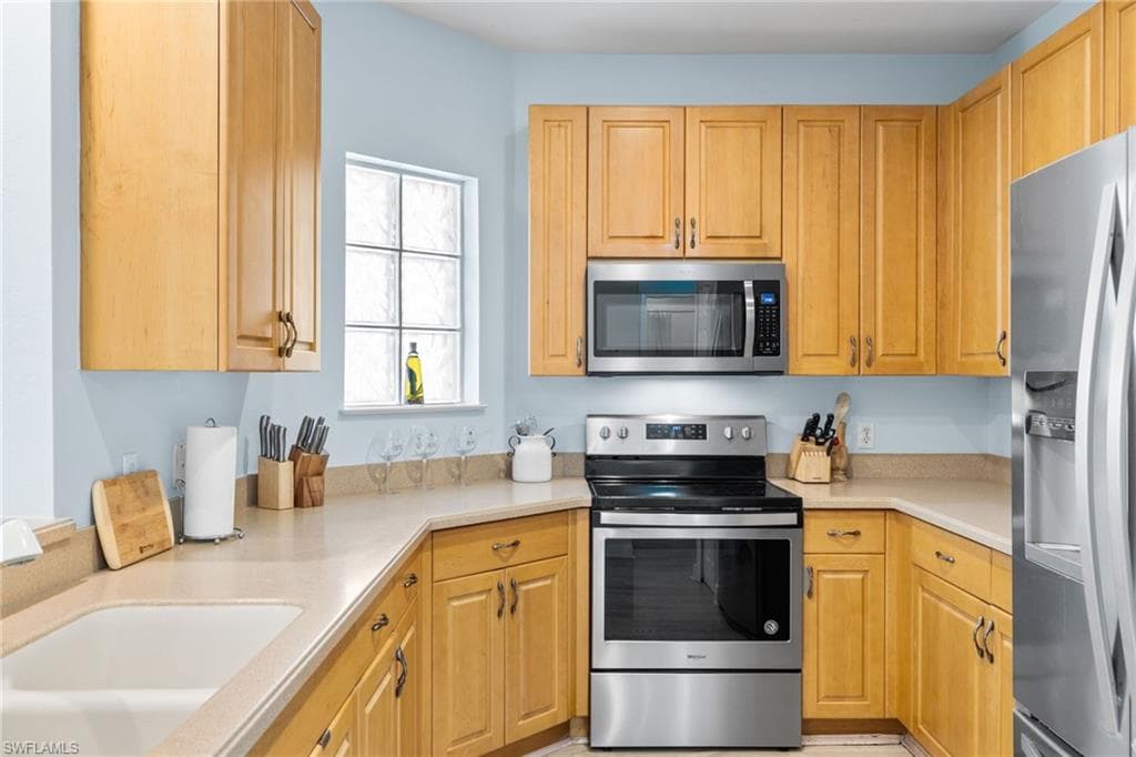 1305 Sweetwater Cv 104, Naples, FL 34110-14