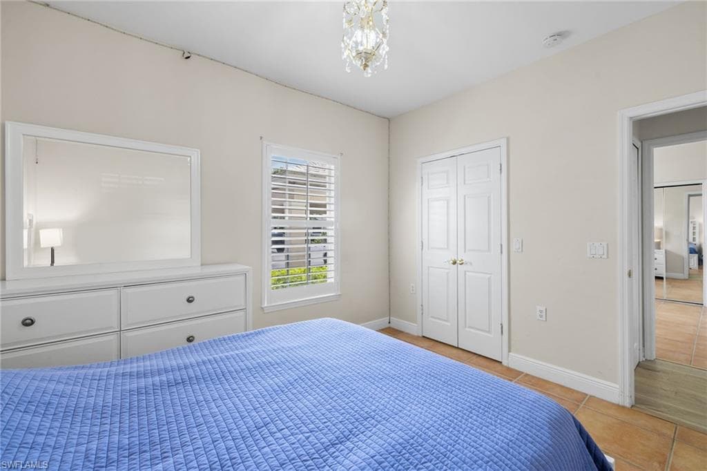 1305 Sweetwater Cv 104, Naples, FL 34110-25