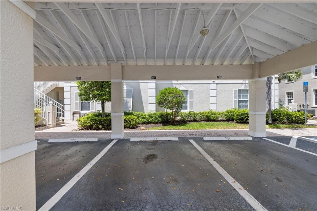 1305 Sweetwater Cv 104, Naples, FL 34110-33