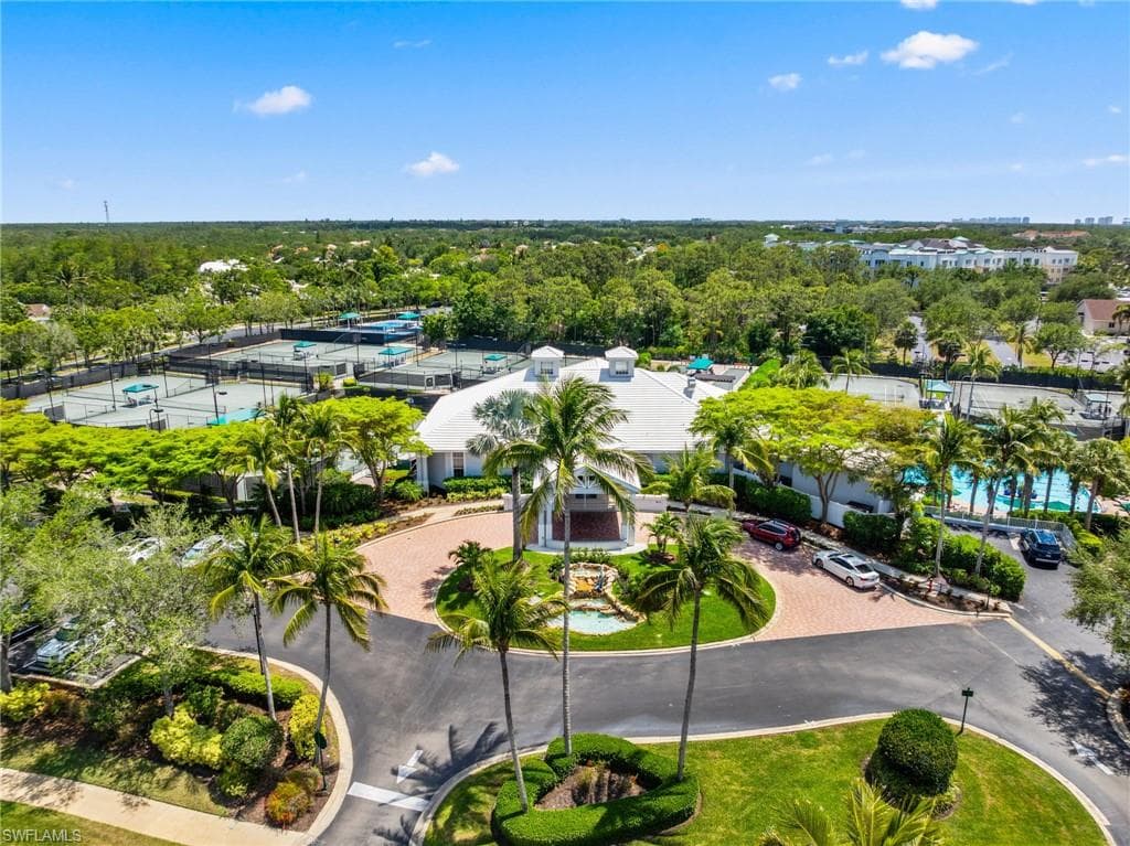 1305 Sweetwater Cv 104, Naples, FL 34110-34