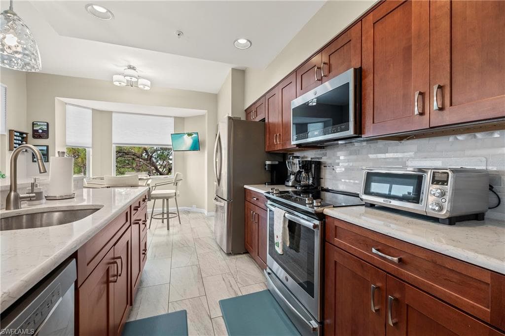9350 Highland Woods Blvd 4401, Bonita Springs, FL 34135-10