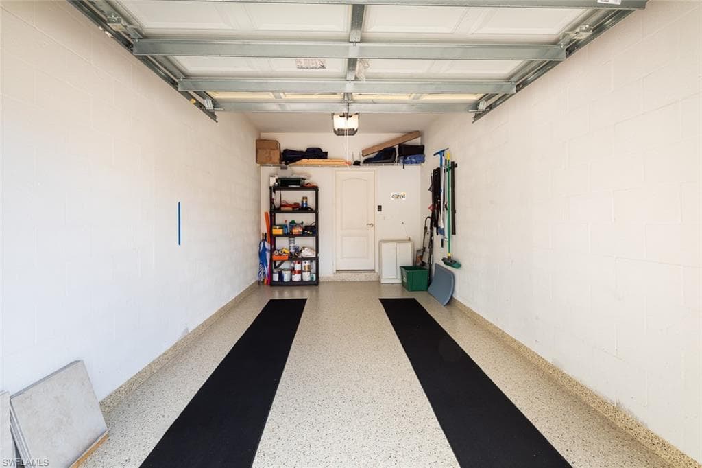 7048 Pelican Bay Blvd C104, Naples, FL 34108-17