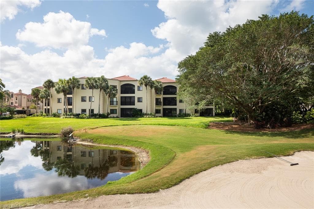 7048 Pelican Bay Blvd C104, Naples, FL 34108-23