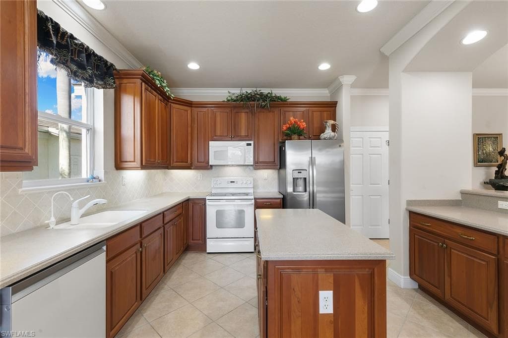 28666 San Lucas Ln 102, Bonita Springs, FL 34135-16