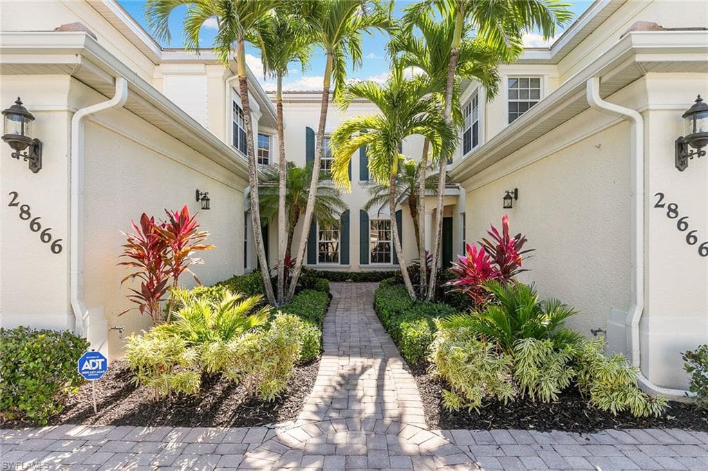 28666 San Lucas Ln 102, Bonita Springs, FL 34135-3