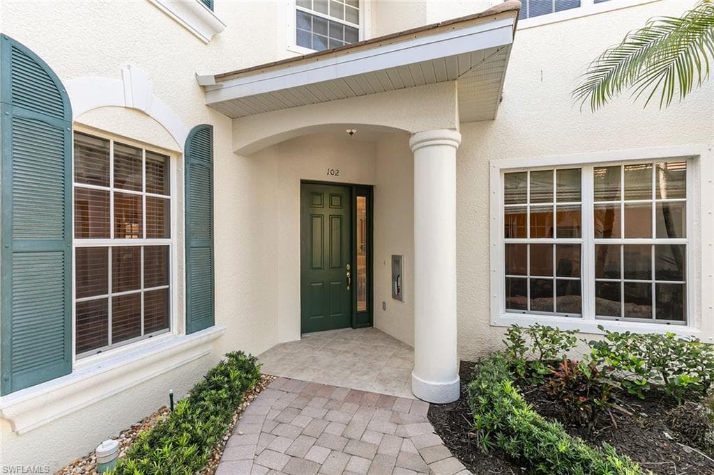 28666 San Lucas Ln 102, Bonita Springs, FL 34135-4