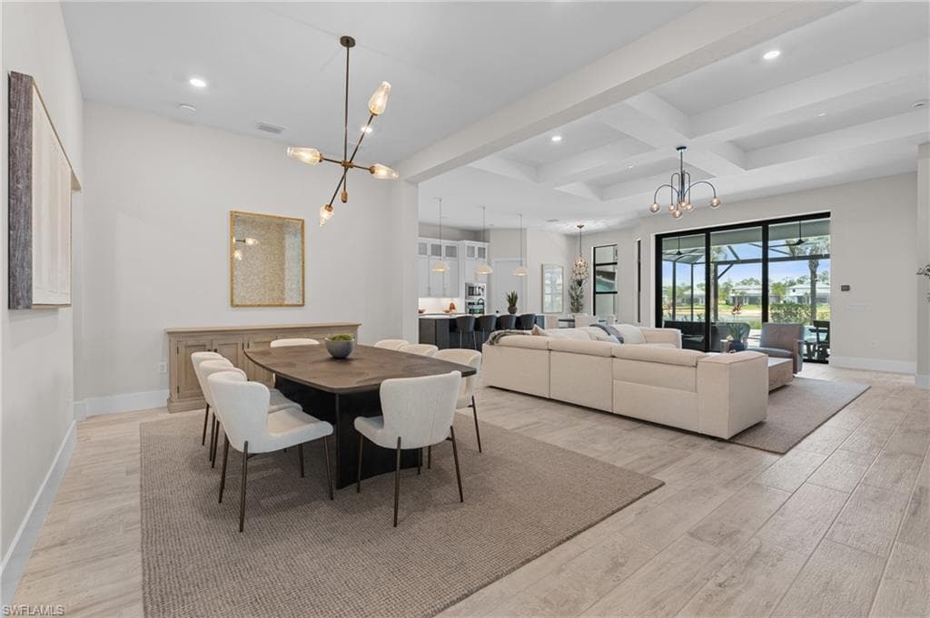 16198 Verilyn Cir, Naples, FL 34110-9