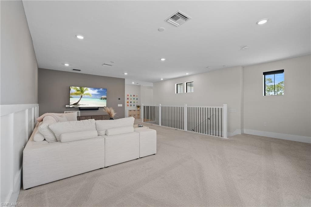 16198 Verilyn Cir, Naples, FL 34110-34