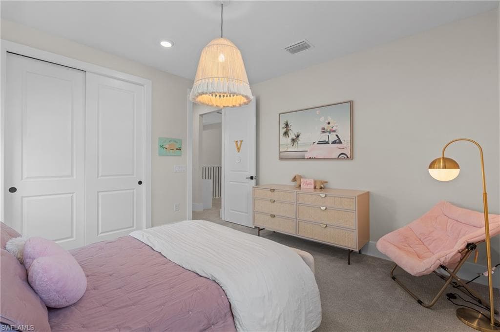 16198 Verilyn Cir, Naples, FL 34110-40