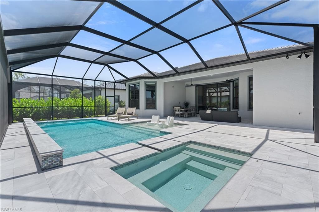 16198 Verilyn Cir, Naples, FL 34110-44