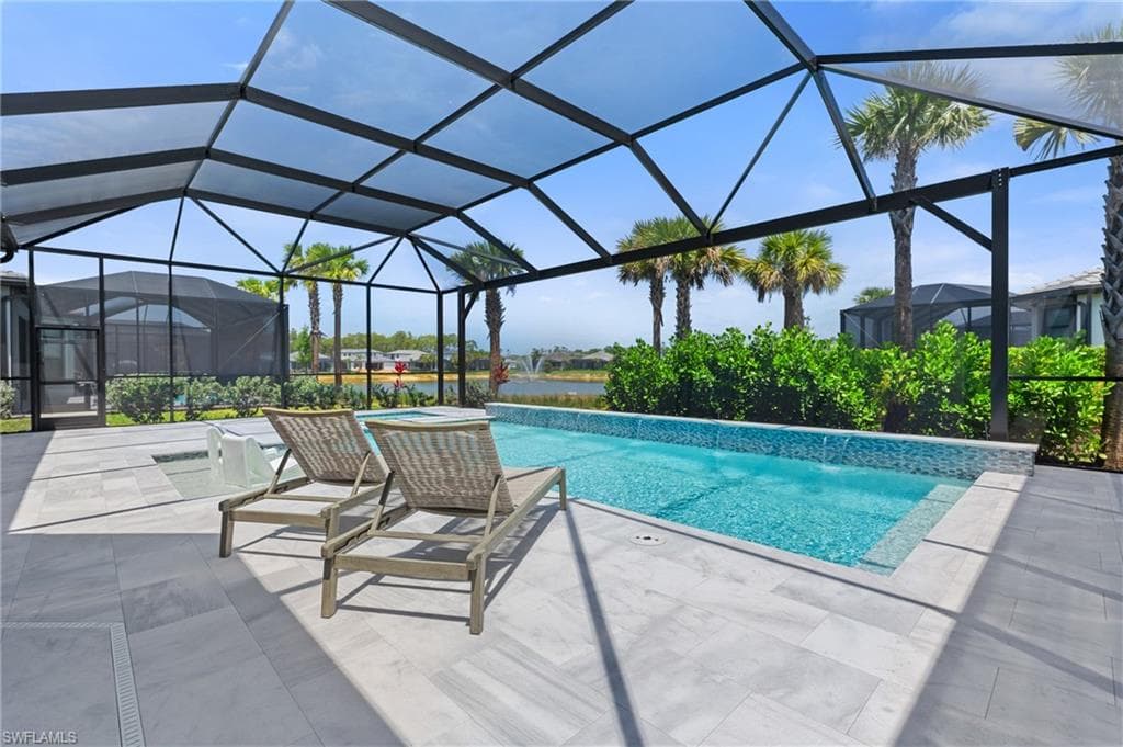 16198 Verilyn Cir, Naples, FL 34110-45