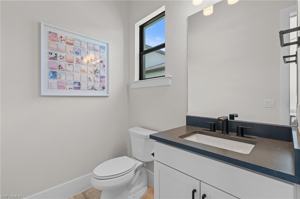 16198 Verilyn Cir, Naples, FL 34110-47