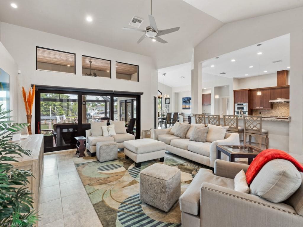 580 Goldcoast Ct, Marco Island, FL 34145-10