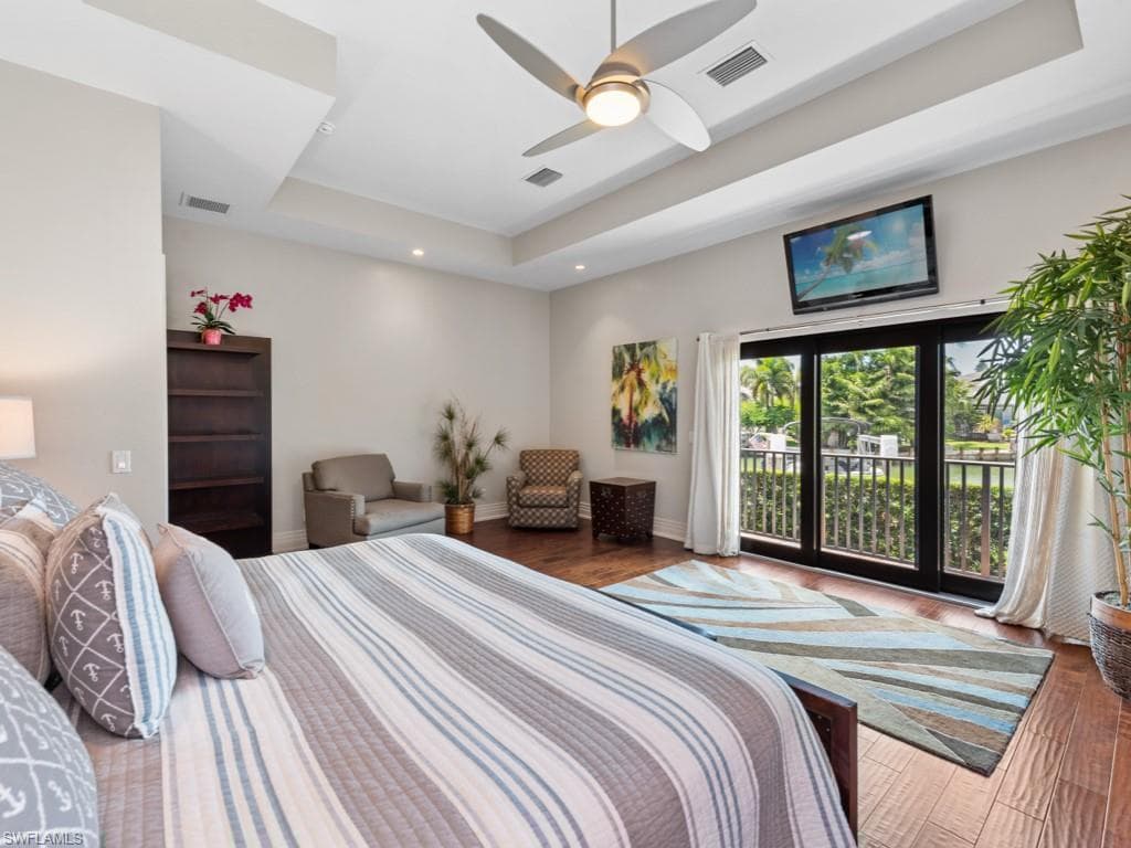 580 Goldcoast Ct, Marco Island, FL 34145-21