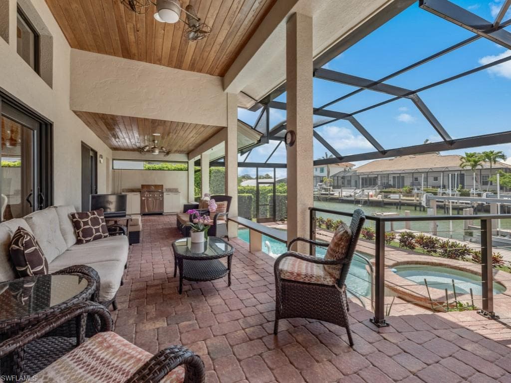 580 Goldcoast Ct, Marco Island, FL 34145-35
