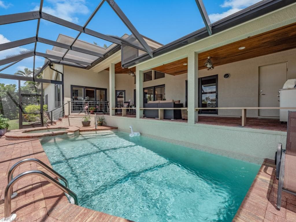 580 Goldcoast Ct, Marco Island, FL 34145-37