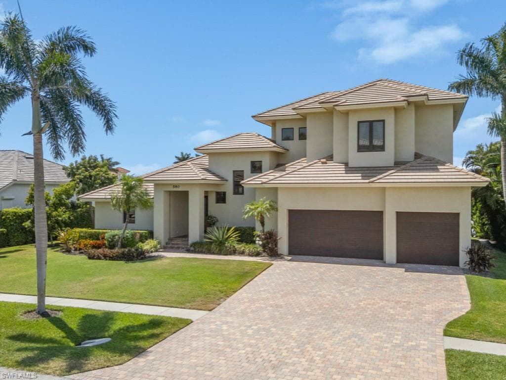 580 Goldcoast Ct, Marco Island, FL 34145-45
