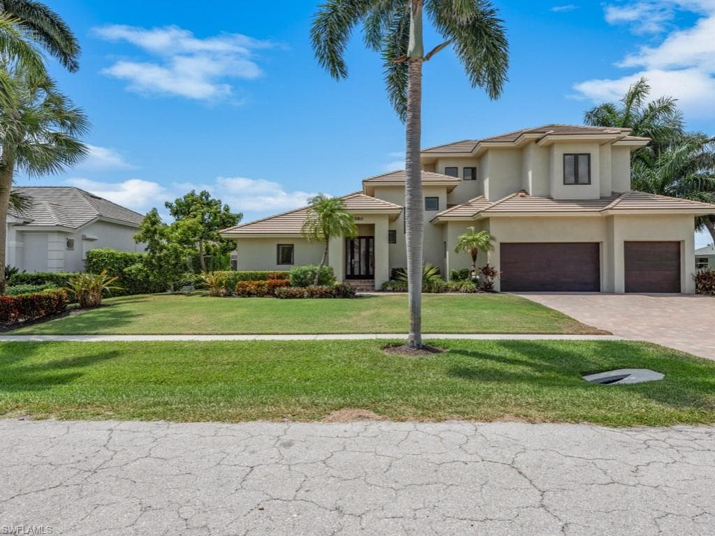 580 Goldcoast Ct, Marco Island, FL 34145-4