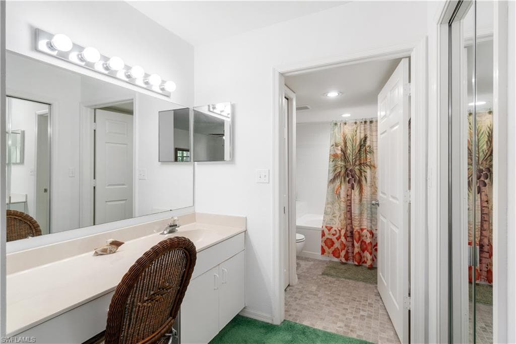 290 Naples Cove Dr 2103, Naples, FL 34110-10