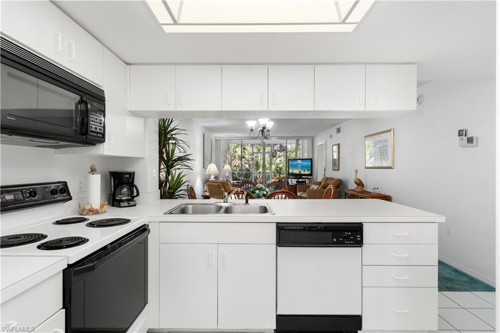 290 Naples Cove Dr 2103, Naples, FL 34110-14